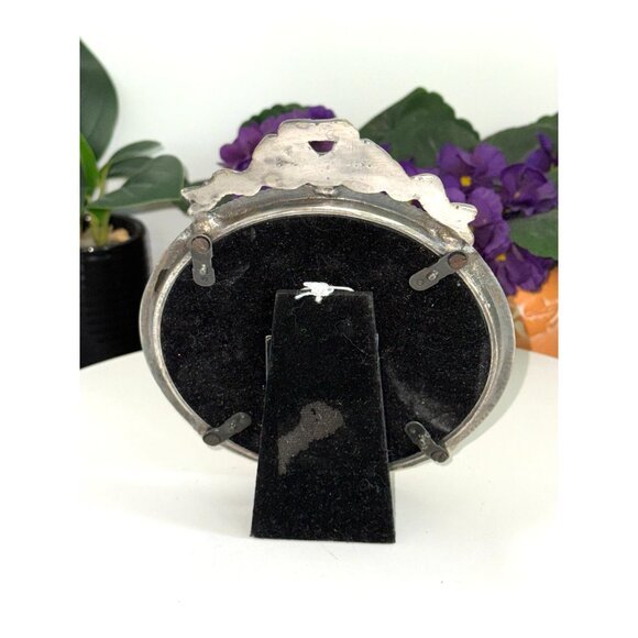 Vintage-Inspired Creative Co-Op 4x4 Brass Photo Frame - Picture 5 of 6